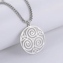 Cargar imagen en el visor de la galería, Pendentif triskel - image 2