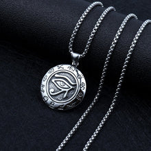 Charger l'image dans la galerie, Amulette de l'oeil d'Horus décorée de glyphes - image 4
