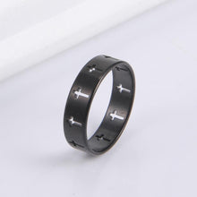 Charger l'image dans la galerie, Bague gravée de la croix chrétienne - image 2