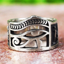 Laden Sie das Bild in den Galerie-Viewer, Bague gravée de l’œil d'Horus - image 2