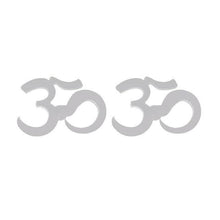 Load image into Gallery viewer, Boucles d'oreille du Om minimaliste - image 2