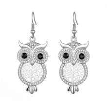 Load image into Gallery viewer, Boucles d'oreilles des chouettes de la nuit - image 2