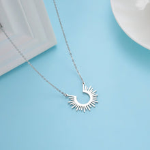 Laden Sie das Bild in den Galerie-Viewer, Collier du Soleil tribal amazonien - image 5