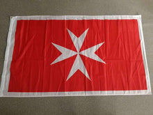Laden Sie das Bild in den Galerie-Viewer, Drapeau de la croix de Malte - image 2