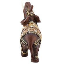 Laden Sie das Bild in den Galerie-Viewer, Éléphant de la famille royale thaï - image 3