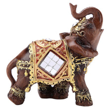 Laden Sie das Bild in den Galerie-Viewer, Éléphant de la famille royale thaï - image 2