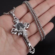 Cargar imagen en el visor de la galería, Pendentif au pieu crucifix - image 6