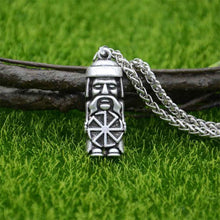 Load image into Gallery viewer, Pendentif de Domovoi - image 2