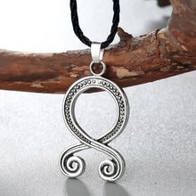 Charger l'image dans la galerie, Pendentif de la croix des trolls - image 3