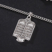 Cargar imagen en el visor de la galería, Pendentif de la prière du Shema Israël - image 2