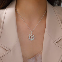 Load image into Gallery viewer, Pendentif de la roue du Dharma - image 5