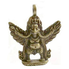 Load image into Gallery viewer, Pendentif de l'homme-oiseau garuda - image 1
