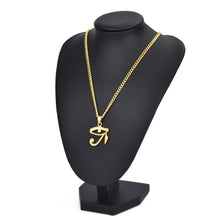 Laden Sie das Bild in den Galerie-Viewer, Pendentif de l’œil d'Horus perçant - image 2