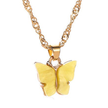 Charger l'image dans la galerie, Pendentif de papillon porte-bonheur - image 2