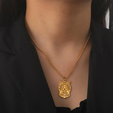 Load image into Gallery viewer, Pendentif de tête de jaguar - image 5