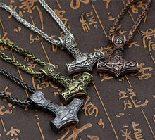 Laden Sie das Bild in den Galerie-Viewer, Pendentif du marteau Mjolnir - image 6