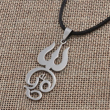 Laden Sie das Bild in den Galerie-Viewer, Pendentif du trishula de Shiva - image 2