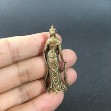Load image into Gallery viewer, Statuette de Guan Yin en cuivre - image 3