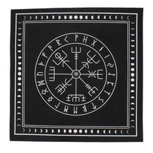 Cargar imagen en el visor de la galería, Tapis de divination nordique - image 7