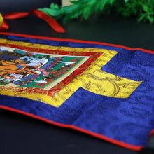 Laden Sie das Bild in den Galerie-Viewer, Thangka des 8 Bhaishajyaguru - image 3