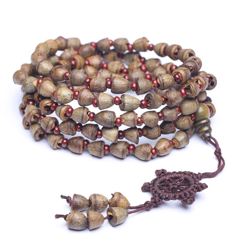 Armband aus eukalyptussamen