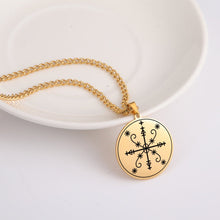 Cargar imagen en el visor de la galería, Amulette de Met Kalfou - image 5