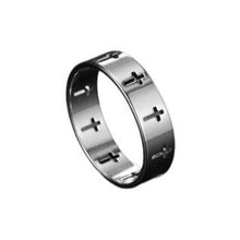Cargar imagen en el visor de la galería, Bague gravée de la croix chrétienne - image 1