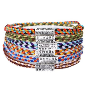 Bracelet tibétain en bois avec mantras - image 1