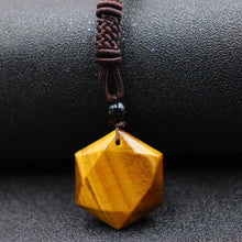 Load image into Gallery viewer, Collier au dodécaèdre de guérison - image 10