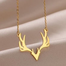Cargar imagen en el visor de la galería, Collier avec des bois de cerf - image 3