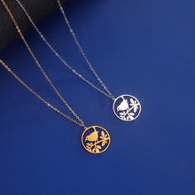 Laden Sie das Bild in den Galerie-Viewer, Collier d&#39;hirondelle porte-bonheur - image 3