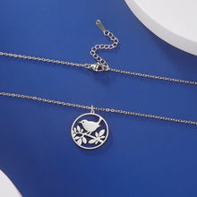 Laden Sie das Bild in den Galerie-Viewer, Collier d&#39;hirondelle porte-bonheur - image 4