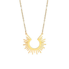 Cargar imagen en el visor de la galería, Collier du Soleil tribal amazonien - image 1