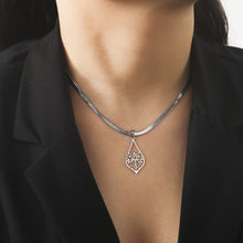 Charger l&#39;image dans la galerie, Pendentif à la branche de gui - image 3