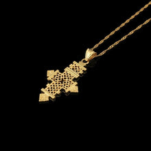 Cargar imagen en el visor de la galería, Pendentif avec une croix éthiopienne - image 3
