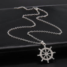 Load image into Gallery viewer, Pendentif de la roue du Dharma - image 4