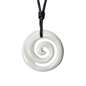 Pendentif de la spirale maorie (ou koru) - Cyril Gendarme