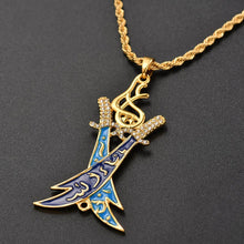 Laden Sie das Bild in den Galerie-Viewer, Pendentif fait de deux cimeterres arabes - image 4
