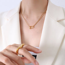 Load image into Gallery viewer, Pendentif fer à cheval porte-bonheur - image 3